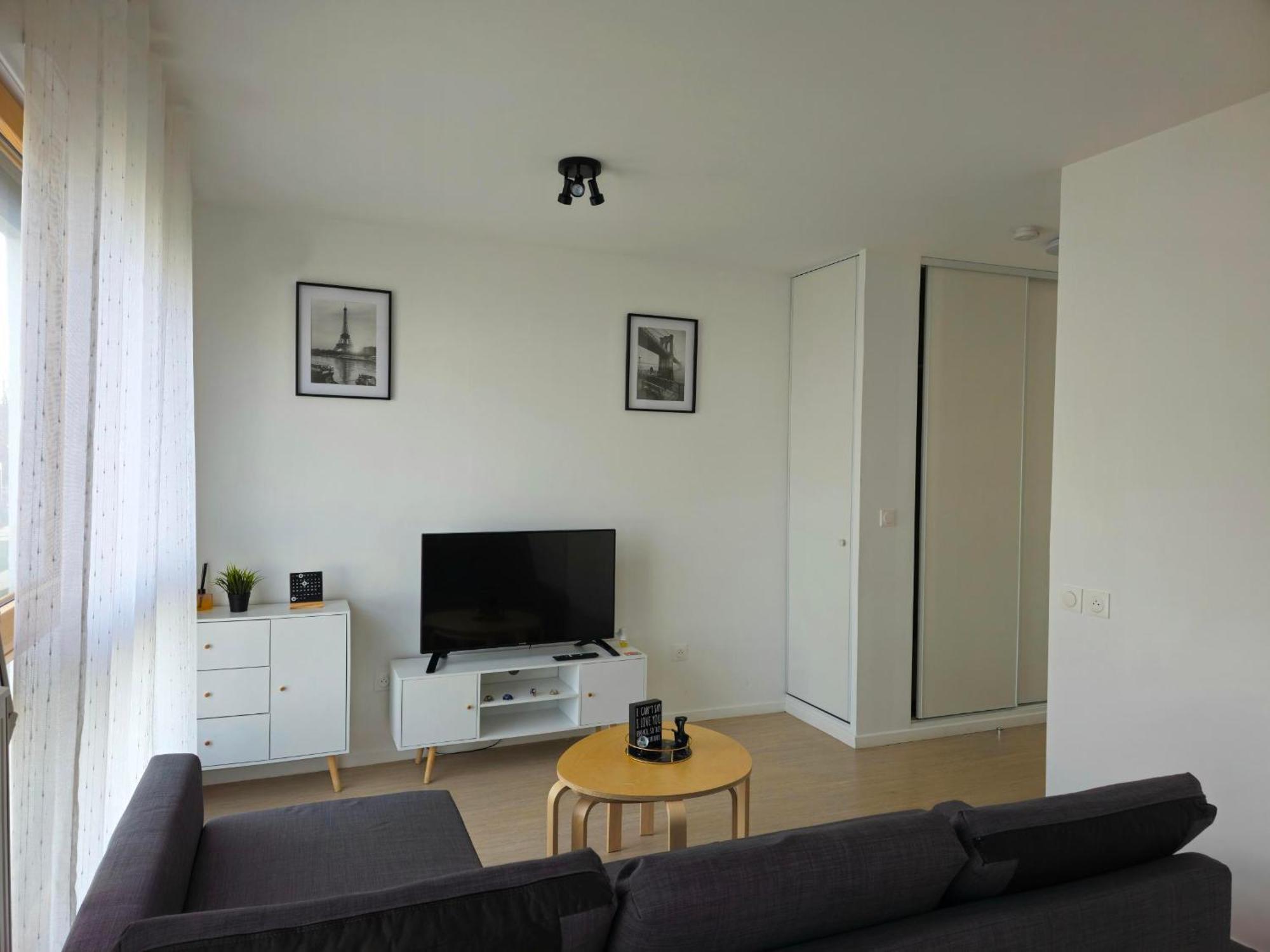 Studio Entre Paris Et Disney Bussy-Saint-Georges Exterior foto